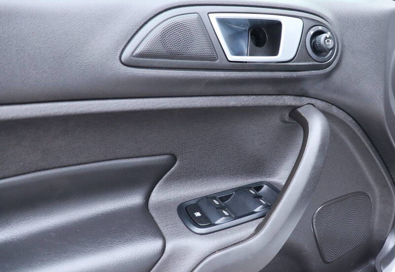 2015 Ford Fiesta Titanium