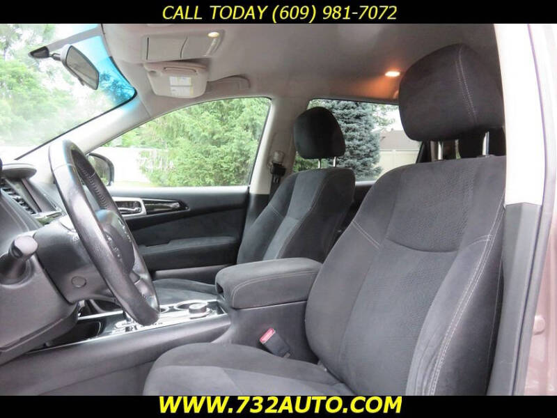 2014 Nissan Pathfinder SV