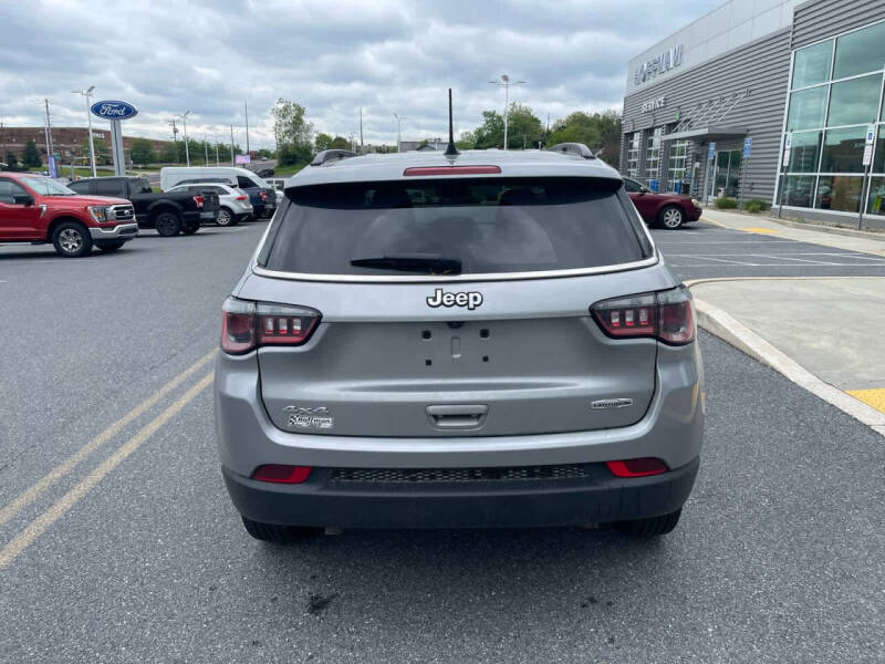 2023 Jeep Compass Latitude Lux
