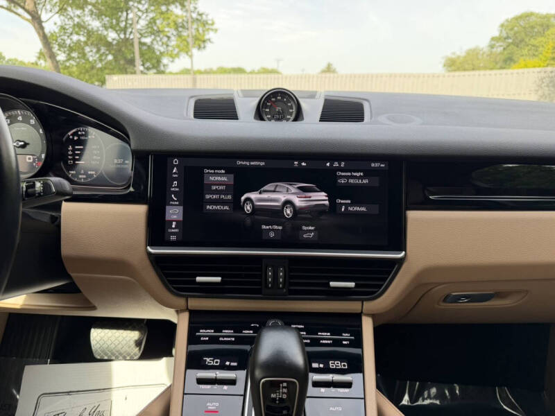 2020 Porsche Cayenne Coupe