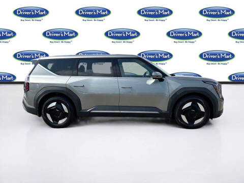 2024 Kia EV9 Light Long Range