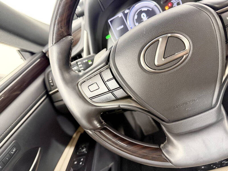 2019 Lexus ES 300h