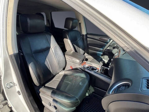 2013 Nissan Pathfinder Platinum