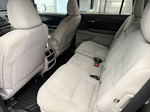 2017 Honda Pilot LX
