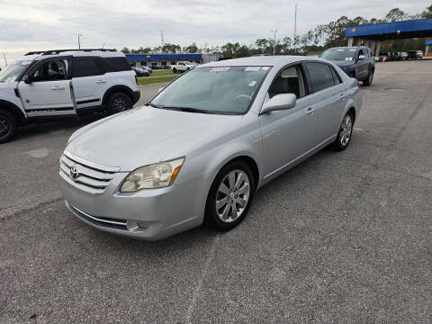 2005 Toyota Avalon for sale at BUD LAWRENCE INC in Deland FL