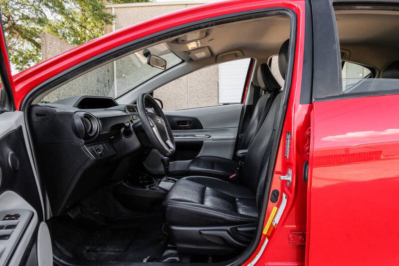 2012 Toyota Prius c One
