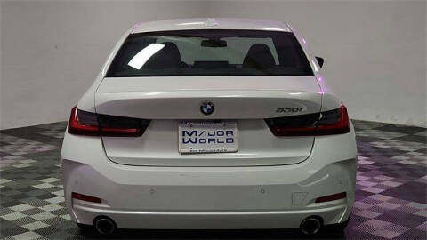 2024 BMW 3 Series 330i