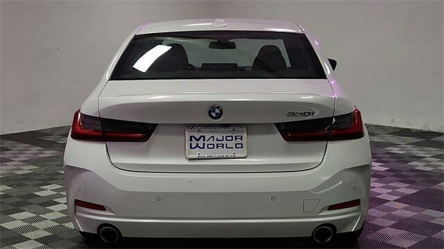 2024 BMW 3 Series 330i