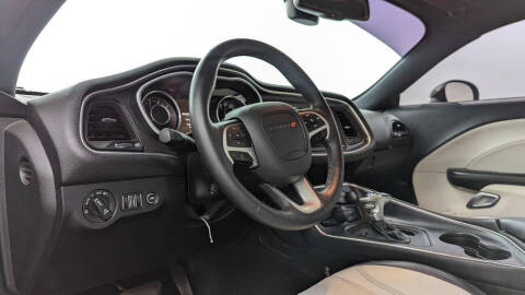 2015 Dodge Challenger R/T Plus