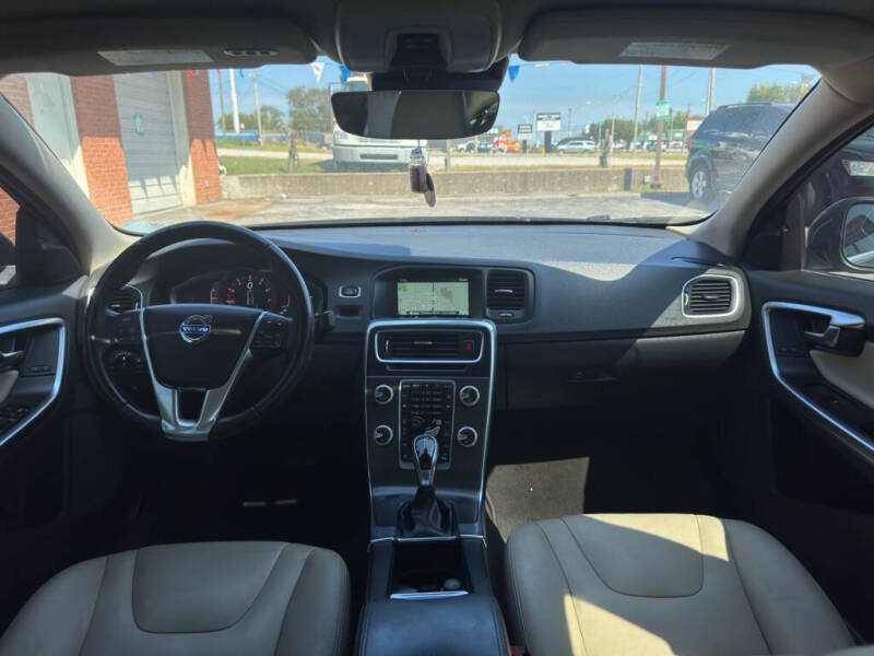 2016 Volvo S60 T5 Drive-E Premier