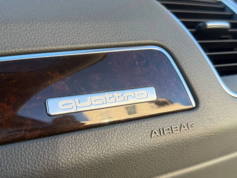 2012 Audi Q5 3.2 quattro Prestige