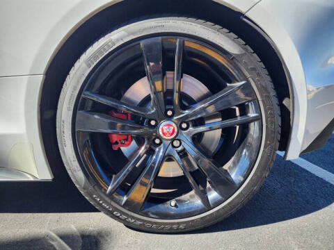 2015 Jaguar F-TYPE V8 S