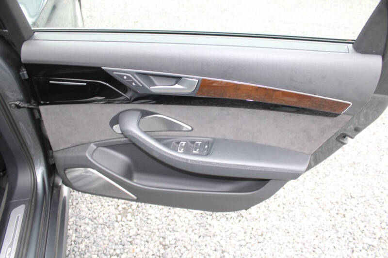 2017 Audi A8 L 4.0T quattro Sport