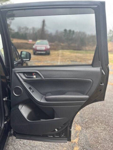 2014 Subaru Forester 2.5i Touring