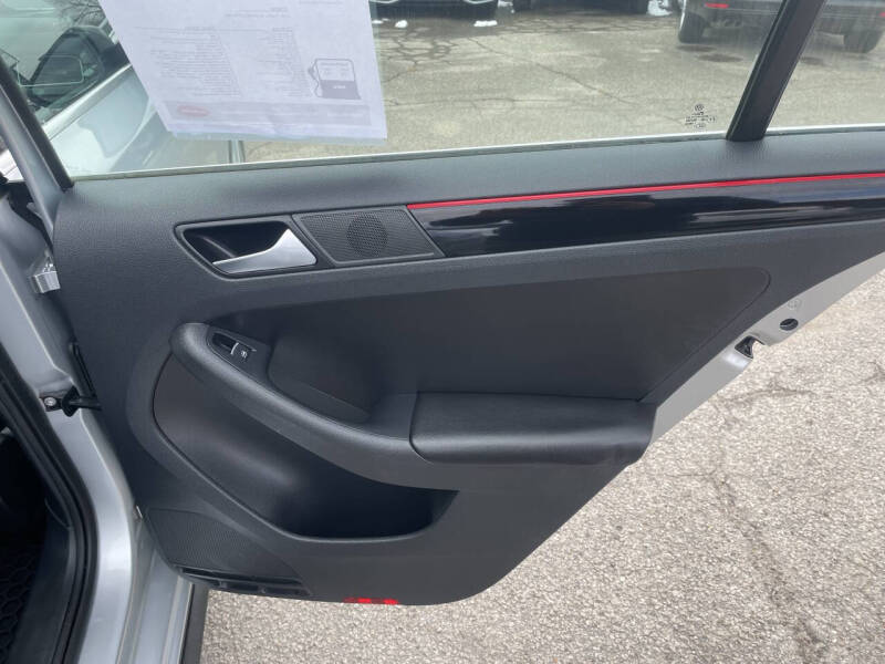 2015 Volkswagen Jetta GLI SE