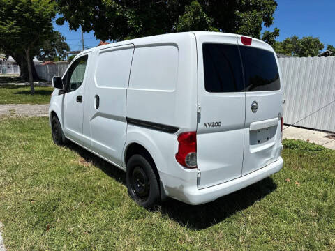 2014 Nissan NV200