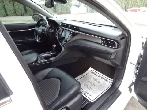 2019 Toyota Camry SE