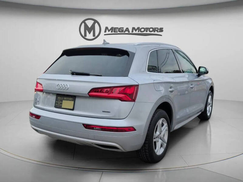 2019 Audi Q5 quattro Premium 45 TFSI