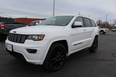 2019 Jeep Grand Cherokee for sale at PREMIER AUTO SALES in Carthage MO