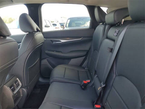 2025 Infiniti QX50 Luxe