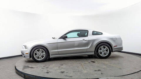2014 Ford Mustang V6