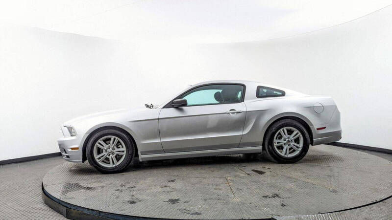 2014 Ford Mustang V6
