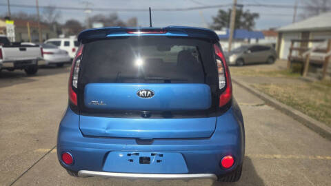2018 Kia Soul +