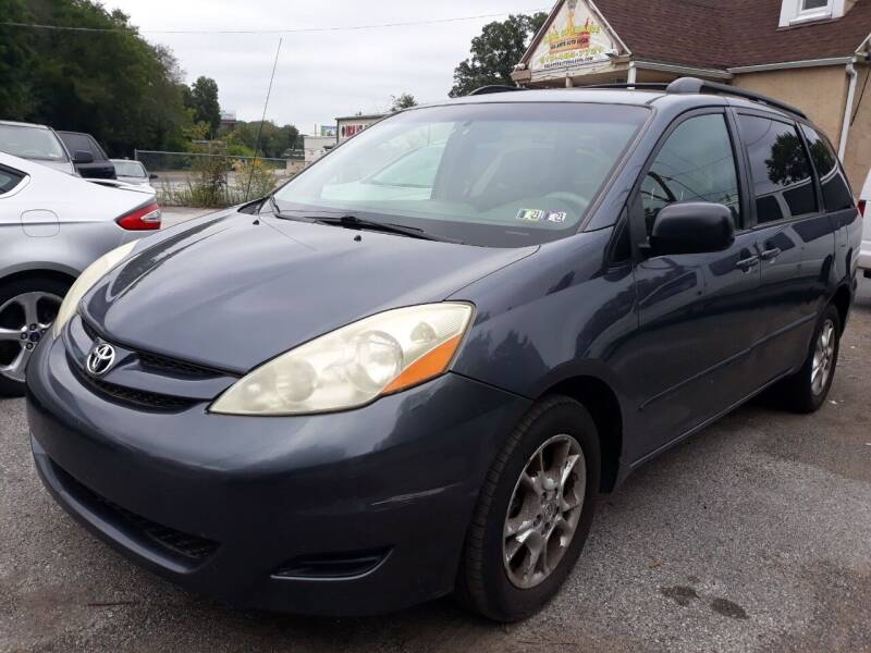 2006 Toyota Sienna for sale at GALANTE AUTO SALES LLC in Aston PA