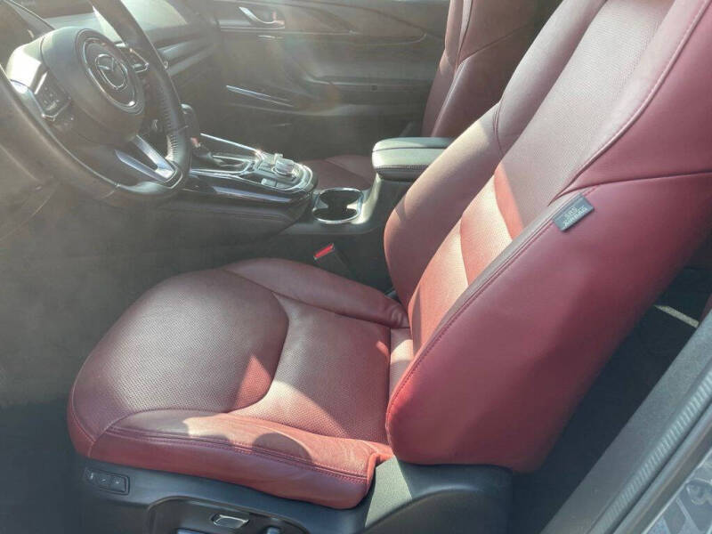 2023 Mazda CX-9 Carbon Edition
