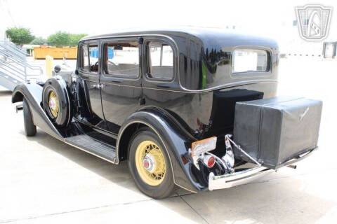 1934 Packard 1100
