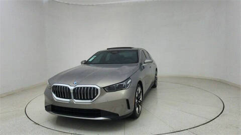 2025 BMW 5 Series 530i