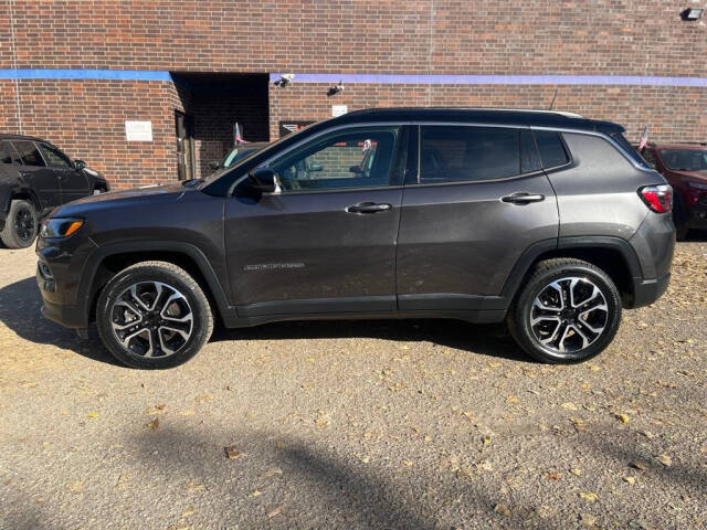 2023 Jeep Compass for sale at Whi-Con Auto Brokers in Shakopee, MN