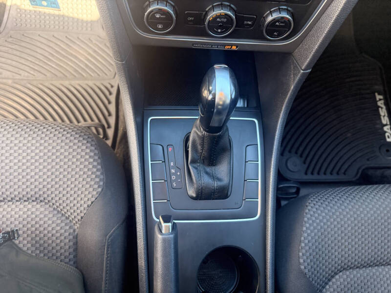 2012 Volkswagen Passat S