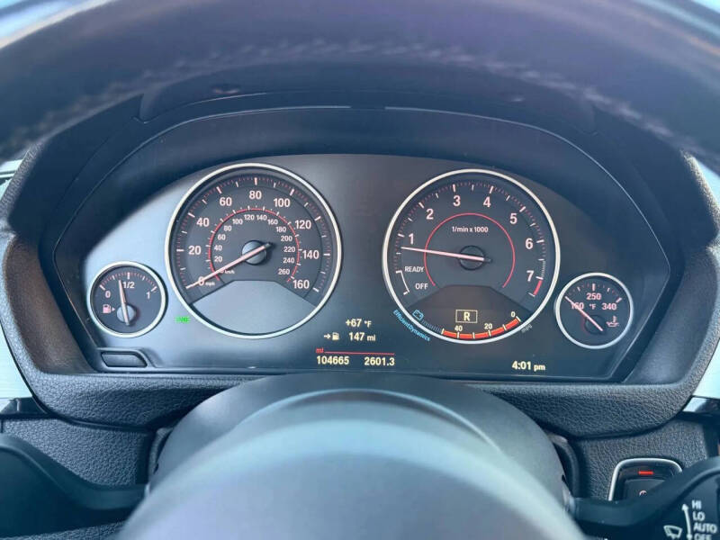 2017 BMW 3 Series 320i