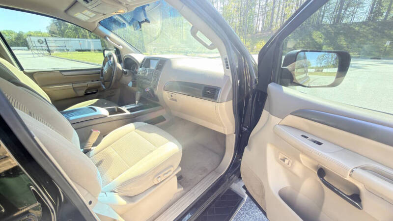 2013 Nissan Armada SL