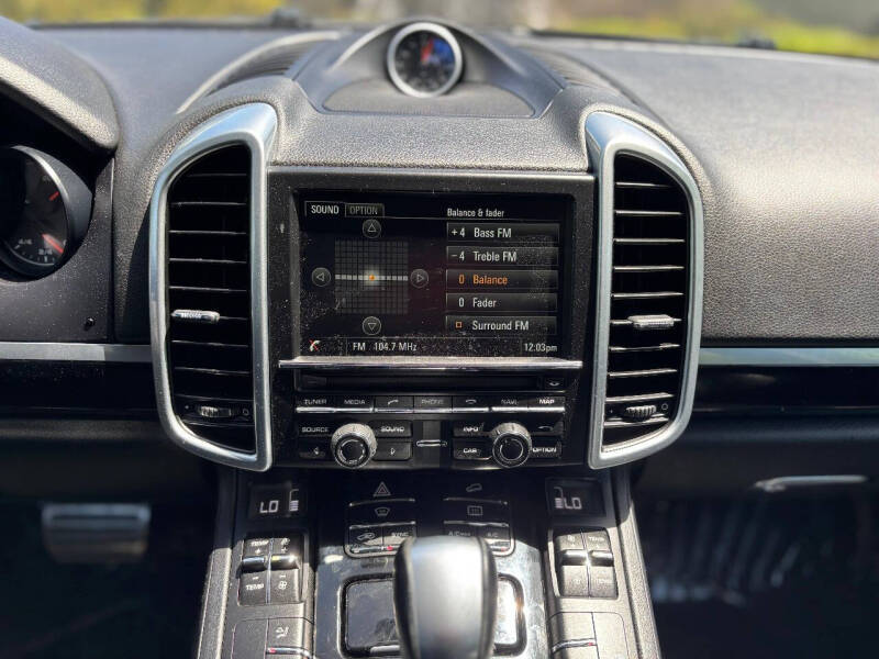 2016 Porsche Cayenne S