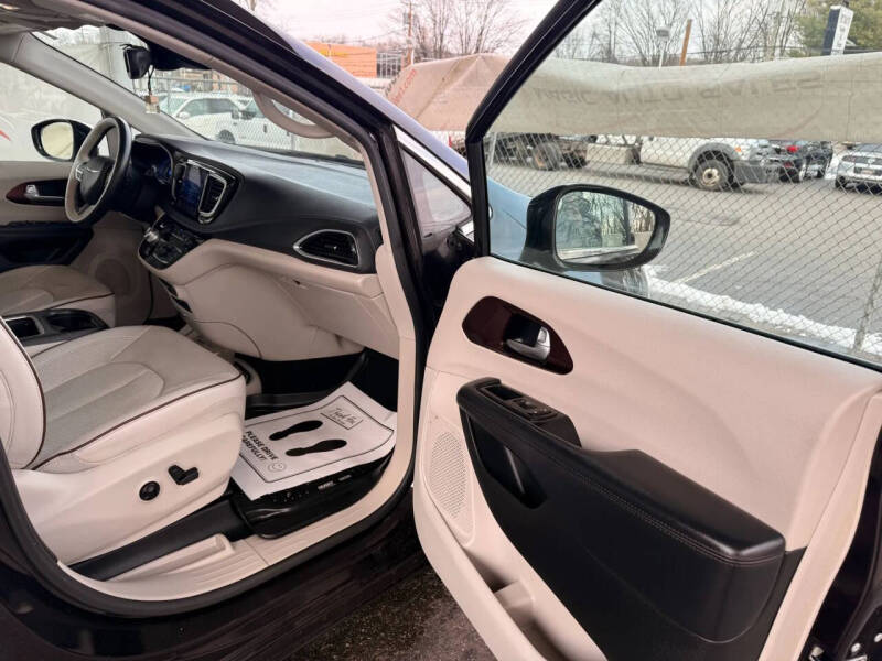 2017 Chrysler Pacifica Limited