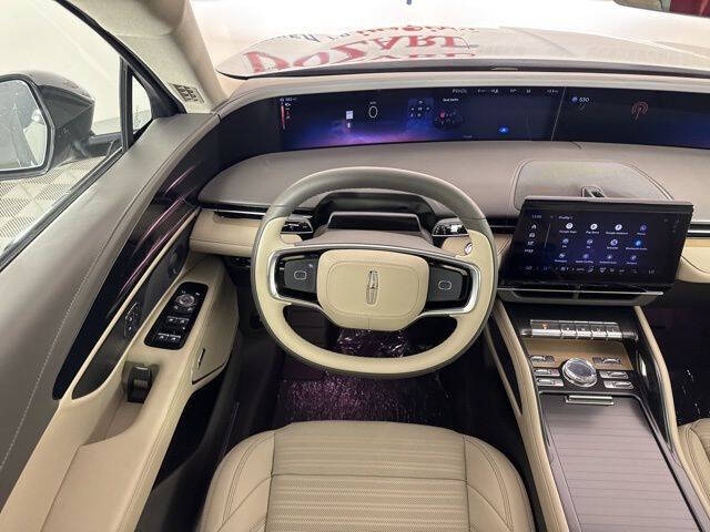 2025 Lincoln Nautilus Reserve