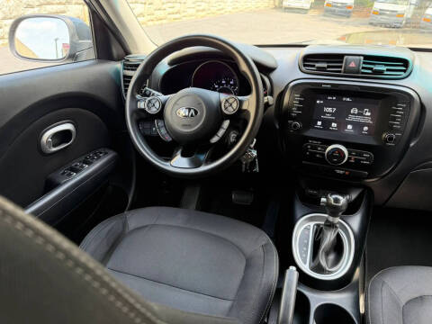 2018 Kia Soul +