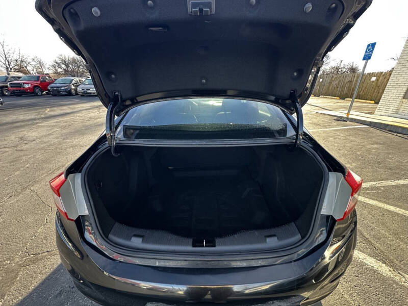 2017 Chevrolet Cruze LS Auto