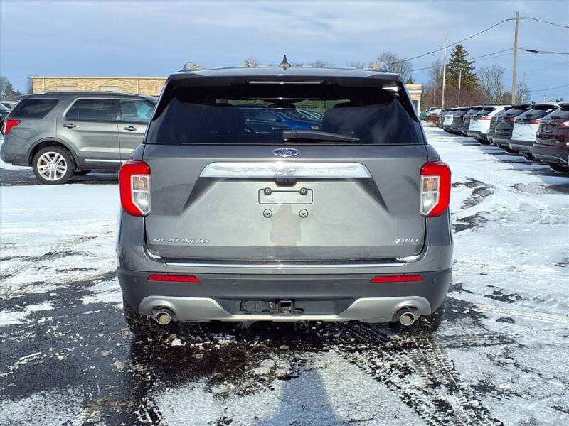 2023 Ford Explorer Hybrid Platinum