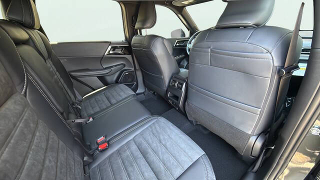 2026 Mitsubishi Outlander LE