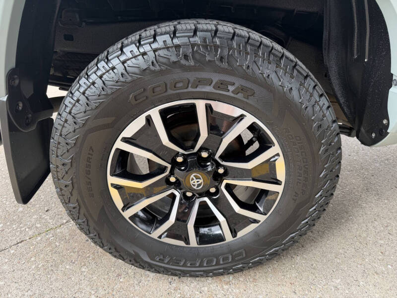 2023 Toyota Tacoma TRD Sport