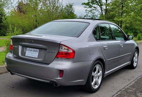 2009 Subaru Legacy for sale at CLEAR CHOICE AUTOMOTIVE in Milwaukie OR