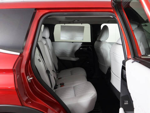 2025 Mitsubishi Outlander SEL