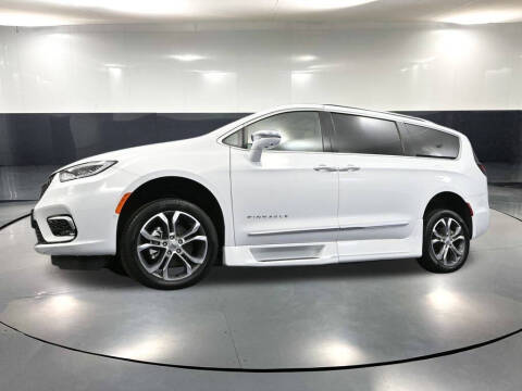 2022 Chrysler Pacifica Pinnacle