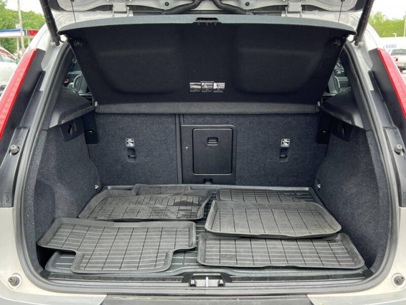 2024 Volvo XC40