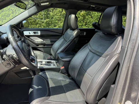 2020 Ford Explorer ST