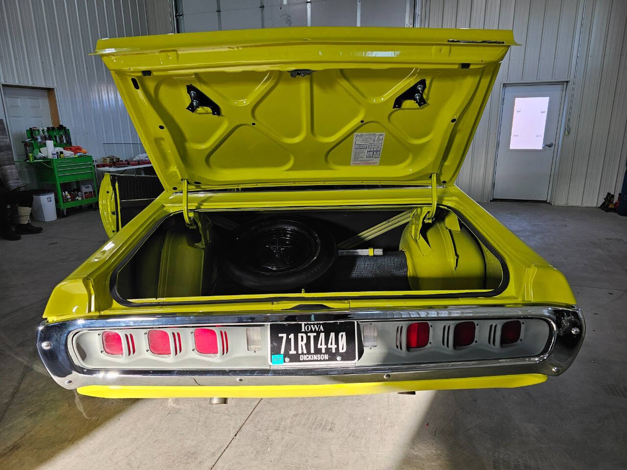1971 Dodge Charger 36