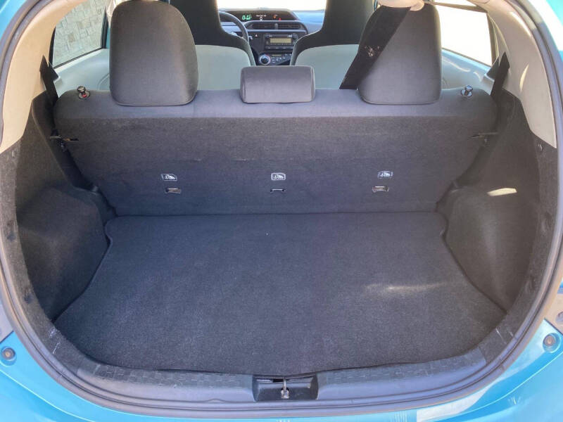 2013 Toyota Prius c